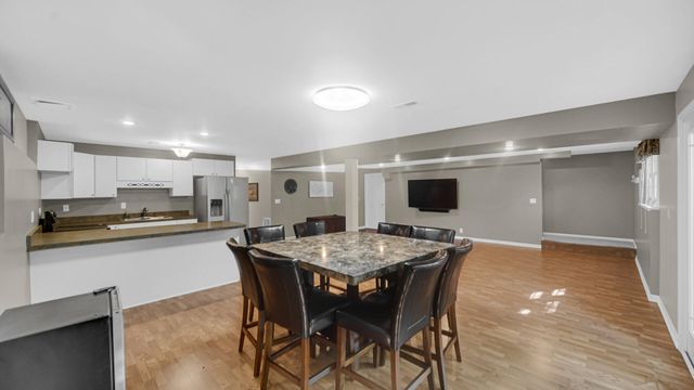 2400 E 9th Place, Hobart, IN 46342