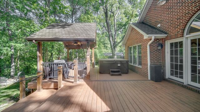 2400 E 9th Place, Hobart, IN 46342