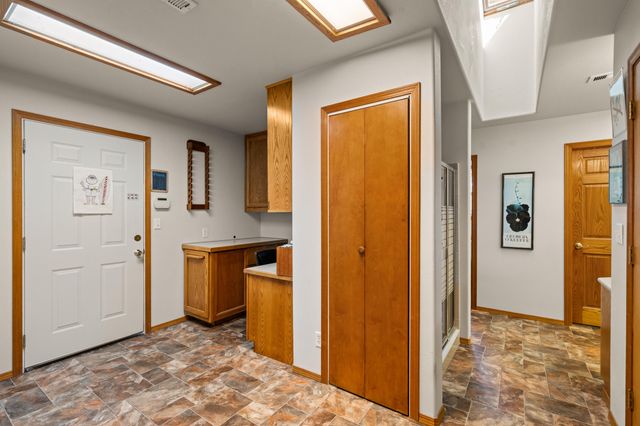 9302 Yank Gulch Road, Talent, OR 97540