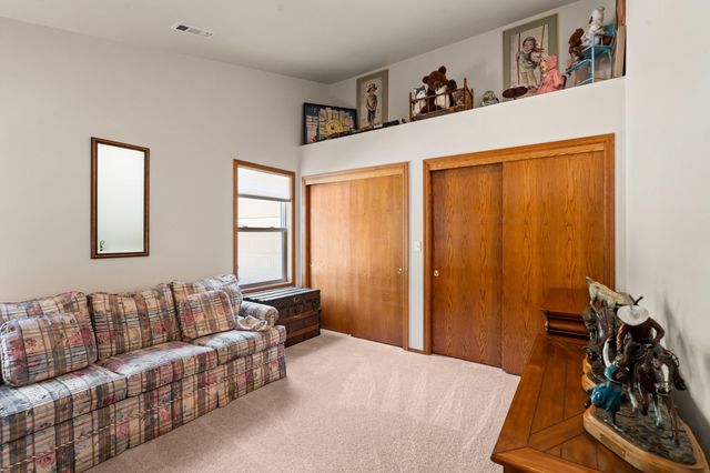 9302 Yank Gulch Road, Talent, OR 97540