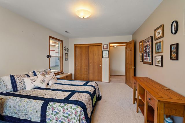 9302 Yank Gulch Road, Talent, OR 97540