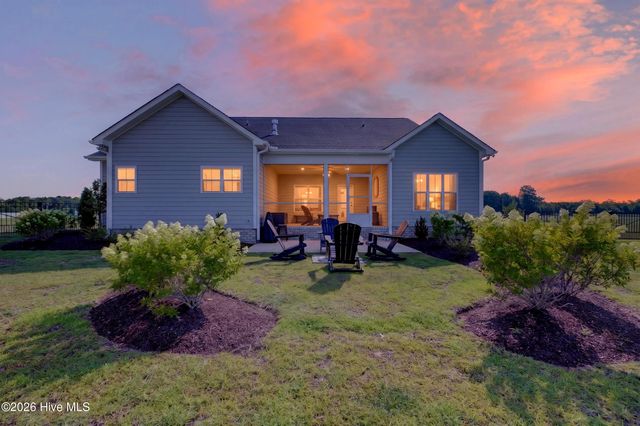 1116 Steele Drive, Grimesland, NC 27837