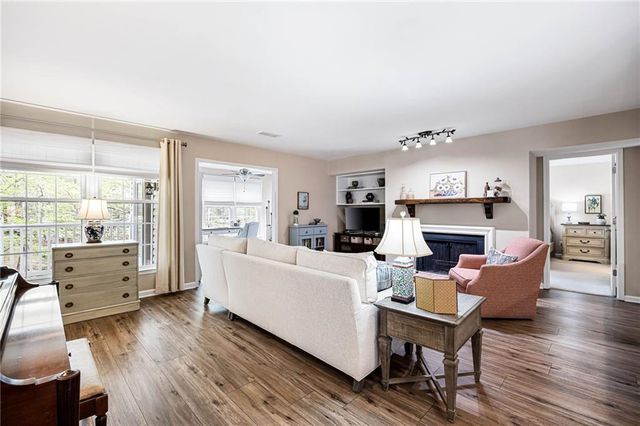 832 Cannon Run, Marietta, GA 30064