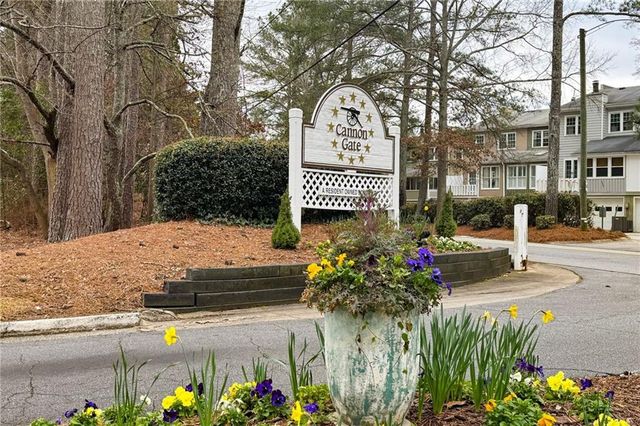 832 Cannon Run, Marietta, GA 30064