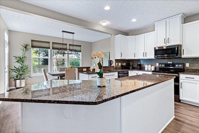 7889 S Avaleen Circle S, 16, Dublin, OH 43016