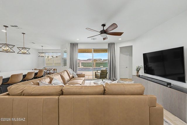 12469 N Blondin Drive, Marana, AZ 85653