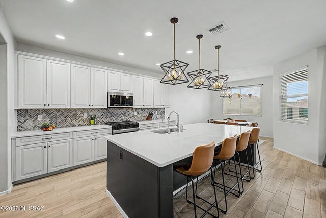 12469 N Blondin Drive, Marana, AZ 85653