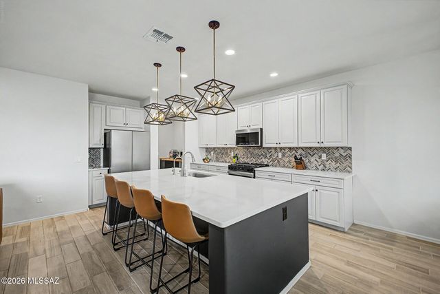 12469 N Blondin Drive, Marana, AZ 85653