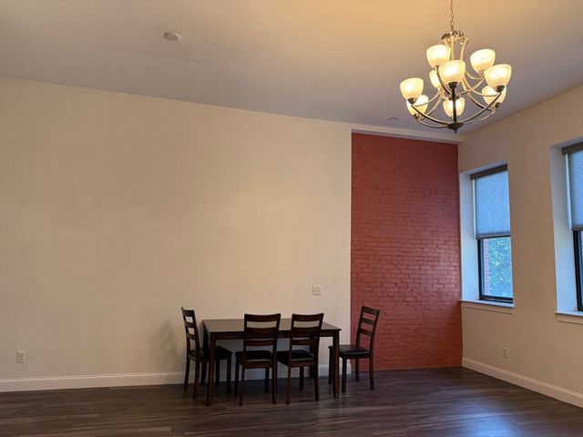 1022 Hancock St 111, Quincy, MA 02169