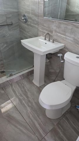 2990 NW 28th St, Miami, FL 33142