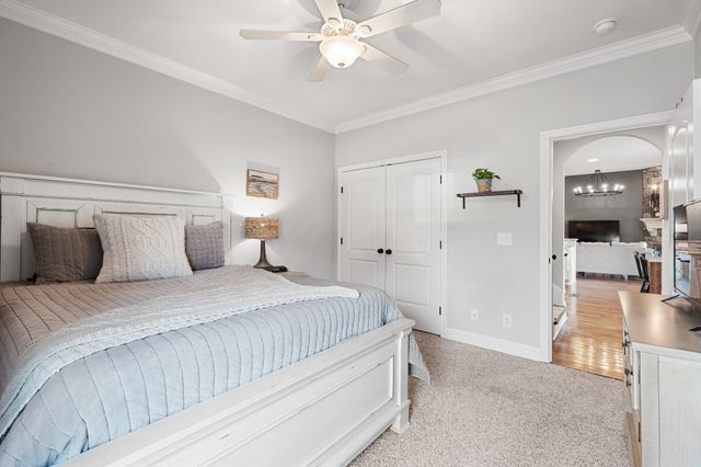 2726 Cherrydale Dr, Lebanon, TN 37087