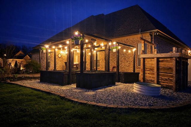 2726 Cherrydale Dr, Lebanon, TN 37087