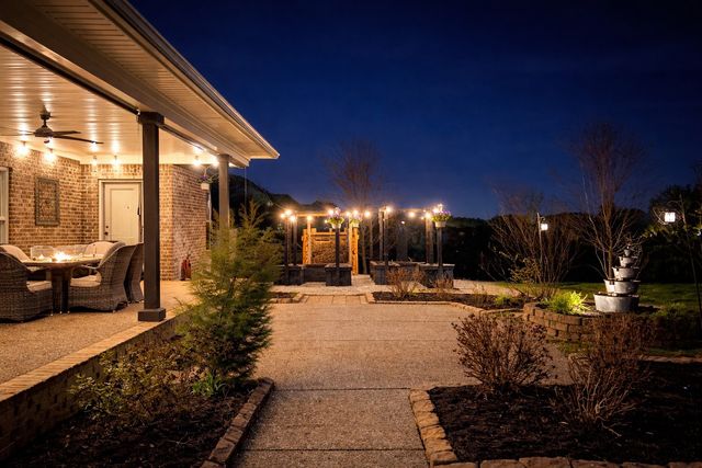 2726 Cherrydale Dr, Lebanon, TN 37087