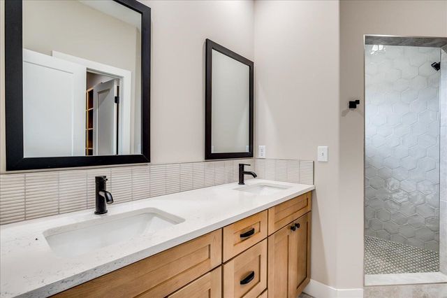 178 S Wellcrest Ct., Wichita, KS 67052