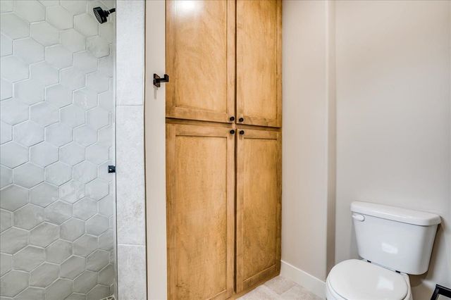 178 S Wellcrest Ct., Wichita, KS 67052