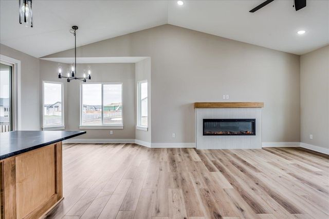 178 S Wellcrest Ct., Wichita, KS 67052