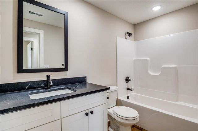 178 S Wellcrest Ct., Wichita, KS 67052