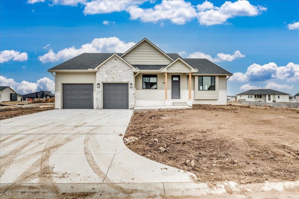 178 S Wellcrest Ct., Wichita, KS 67052