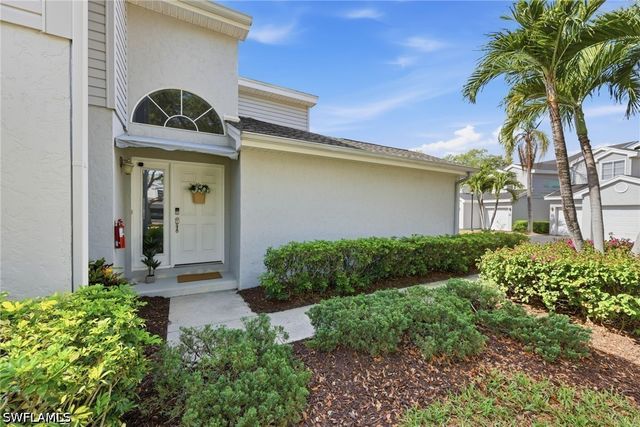 2860 Citrus Lake DR R204, Naples, FL 34109