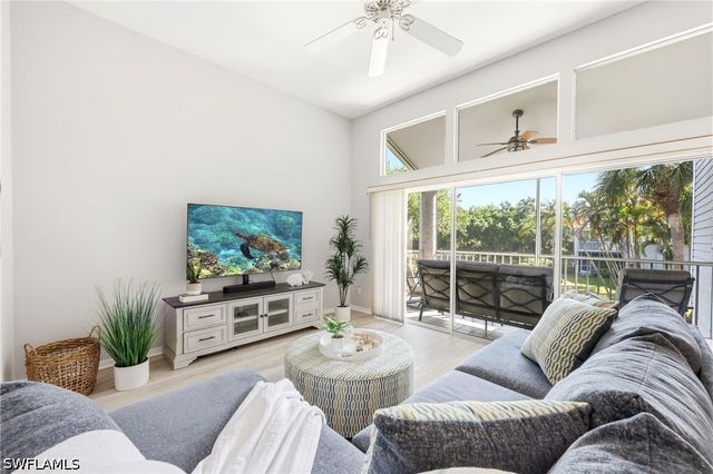 2860 Citrus Lake DR R204, Naples, FL 34109