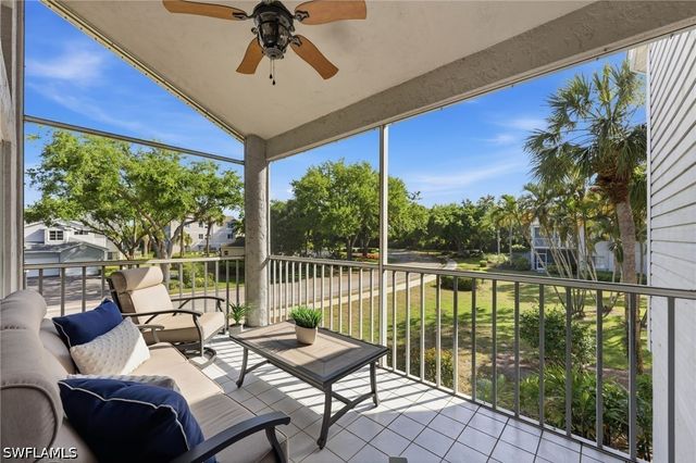 2860 Citrus Lake DR R204, Naples, FL 34109