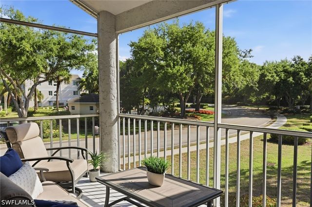 2860 Citrus Lake DR R204, Naples, FL 34109