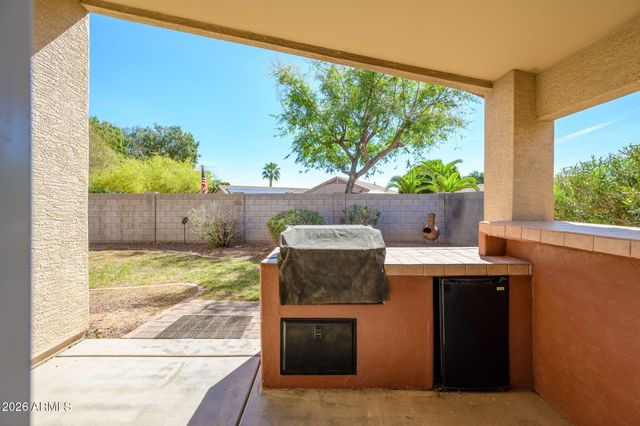 15713 N 160TH Avenue, Surprise, AZ 85374