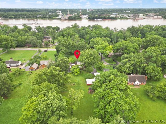 1823 Utica Pike, Jeffersonville, IN 47130