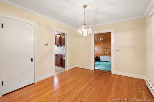 1823 Utica Pike, Jeffersonville, IN 47130
