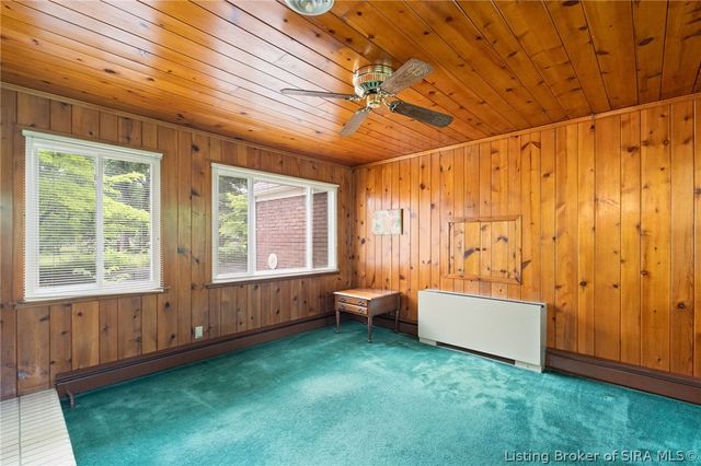 1823 Utica Pike, Jeffersonville, IN 47130