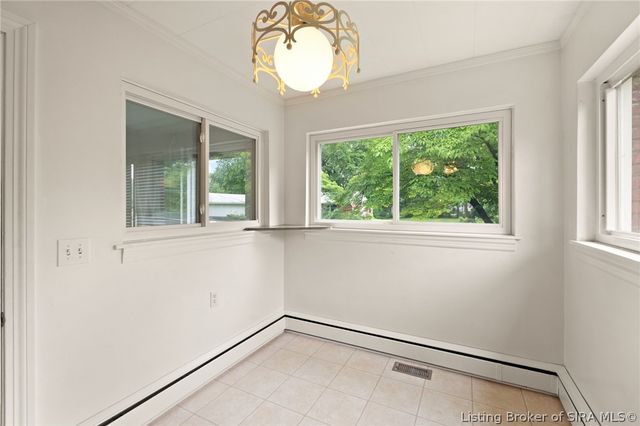 1823 Utica Pike, Jeffersonville, IN 47130