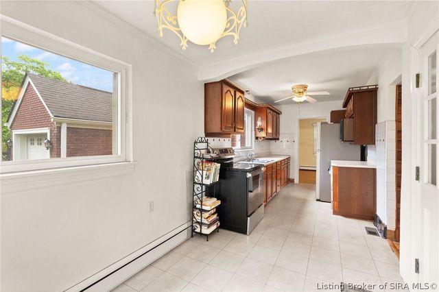 1823 Utica Pike, Jeffersonville, IN 47130