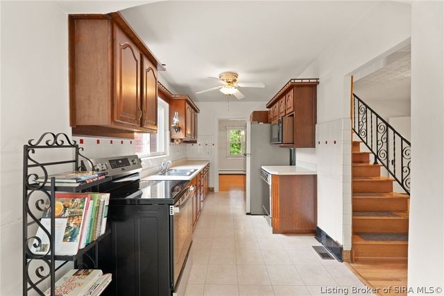 1823 Utica Pike, Jeffersonville, IN 47130
