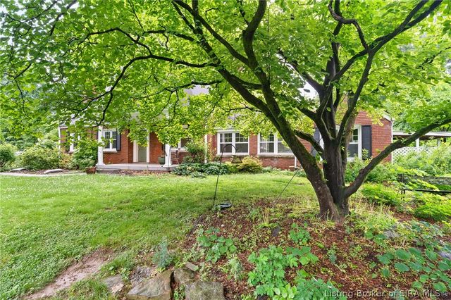 1823 Utica Pike, Jeffersonville, IN 47130