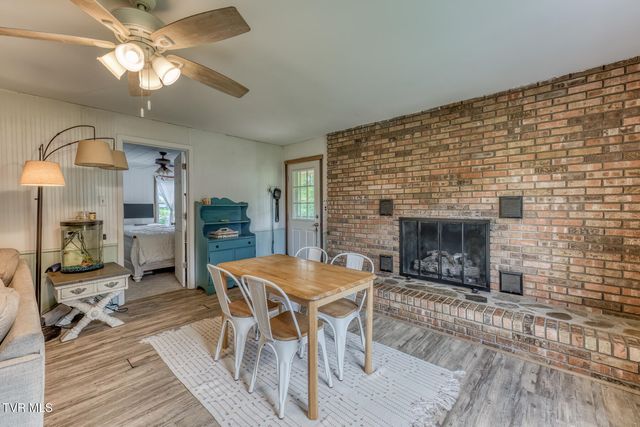 112 Hogum Hollow Road, Roan Mountain, TN 37687