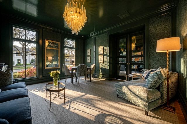 6711 Robin Road, Dallas, TX 75209