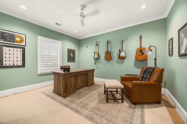 6711 Robin Road, Dallas, TX 75209