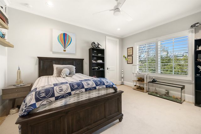 6711 Robin Road, Dallas, TX 75209