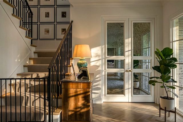 6711 Robin Road, Dallas, TX 75209