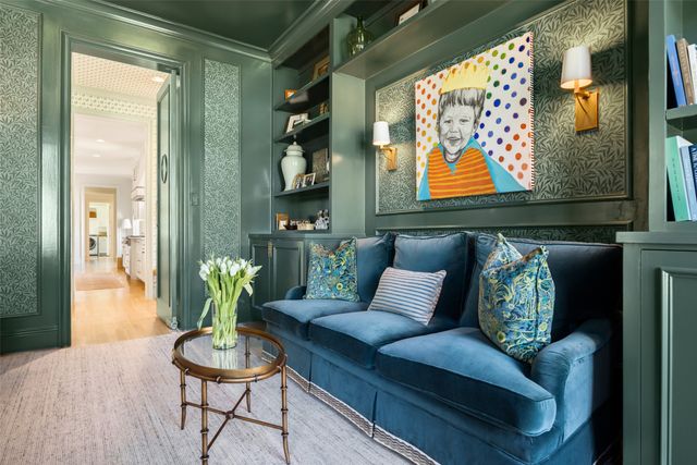 6711 Robin Road, Dallas, TX 75209