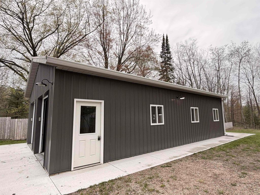 11339 W Alpine Drive, Lake, MI 48632