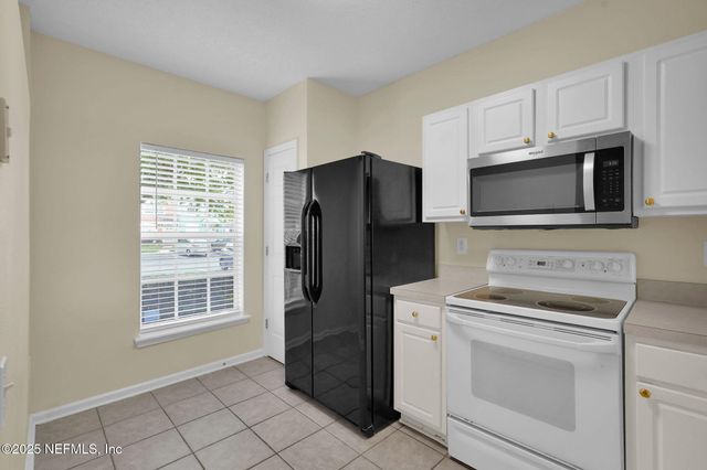 12311 KENSINGTON LAKES Drive, 1305, Jacksonville, FL 32246