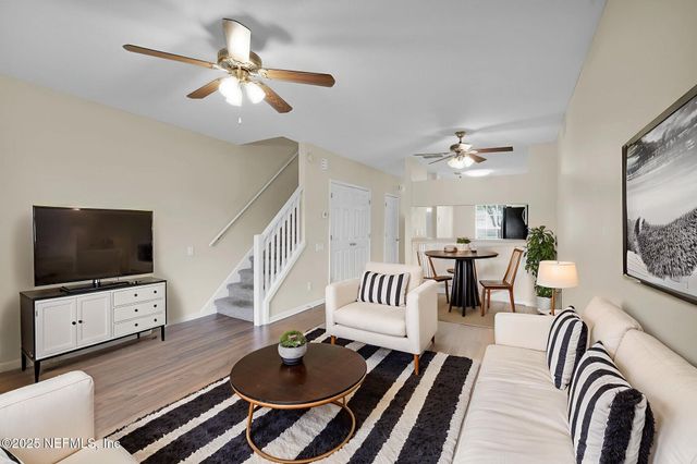 12311 KENSINGTON LAKES Drive, 1305, Jacksonville, FL 32246