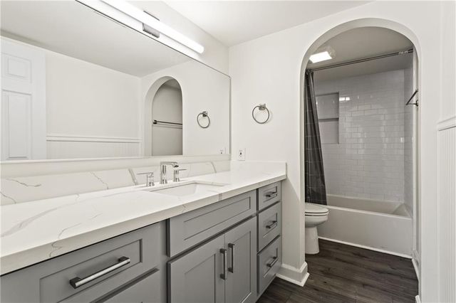 53 La Rue Place NW, Atlanta, GA 30327