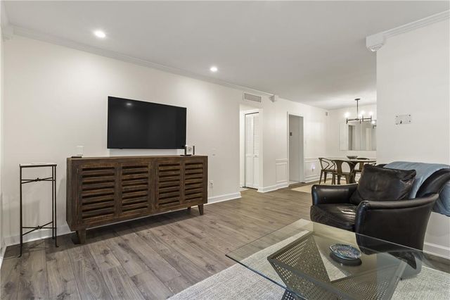 53 La Rue Place NW, Atlanta, GA 30327