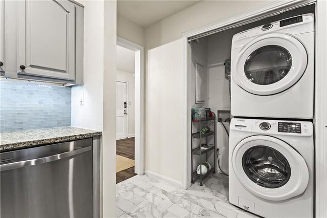 53 La Rue Place NW, Atlanta, GA 30327