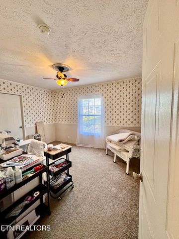 9202 Strawberry Plains Pike, Strawberry Plains, TN 37871