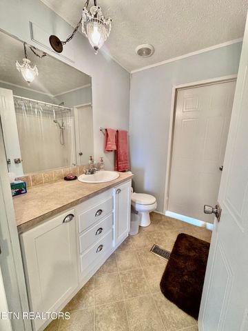 9202 Strawberry Plains Pike, Strawberry Plains, TN 37871