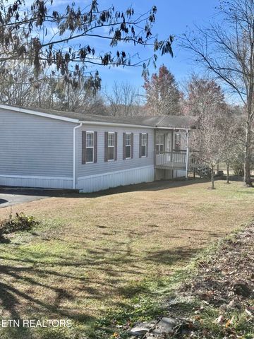 9202 Strawberry Plains Pike, Strawberry Plains, TN 37871