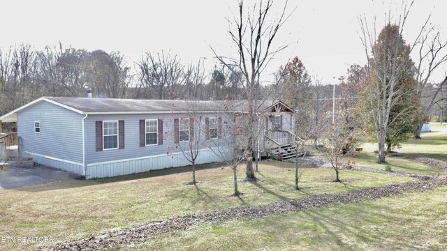 9202 Strawberry Plains Pike, Strawberry Plains, TN 37871